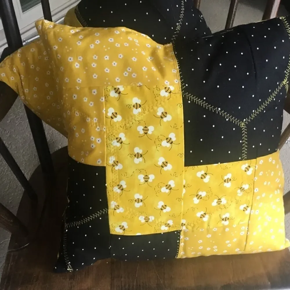 CLOSEOUT SALE $20NWT Set of Two Hand Crafted, Quilted “Bee Hive” Pillows.